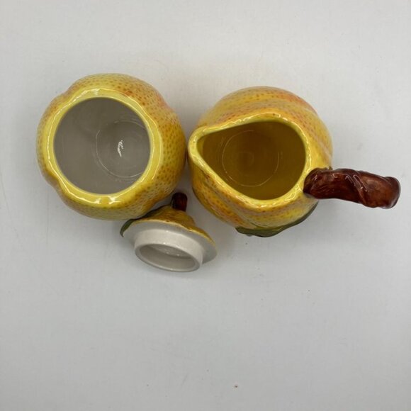 Tabletops Gallery Lemone Hand Painted 3D Ceramic Sugar Bowl & Creamer Set - Picture 5 of 8